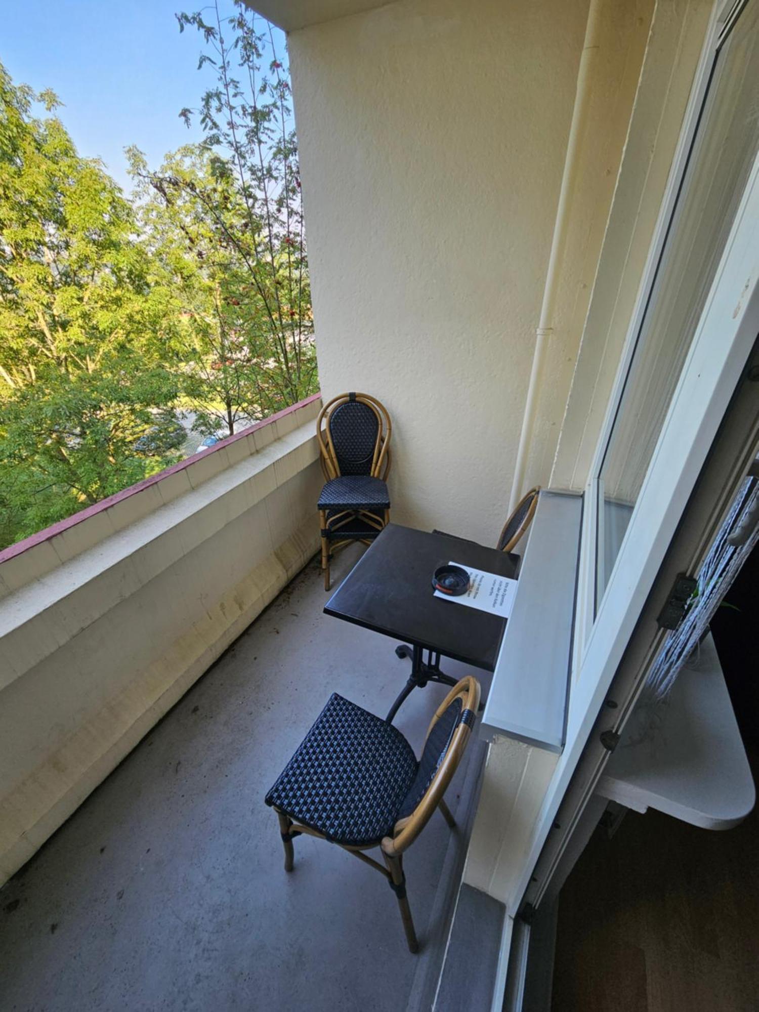 Schoene Ferienwohnung Ueber Den Daechern Von เพลาเอิน ภายนอก รูปภาพ