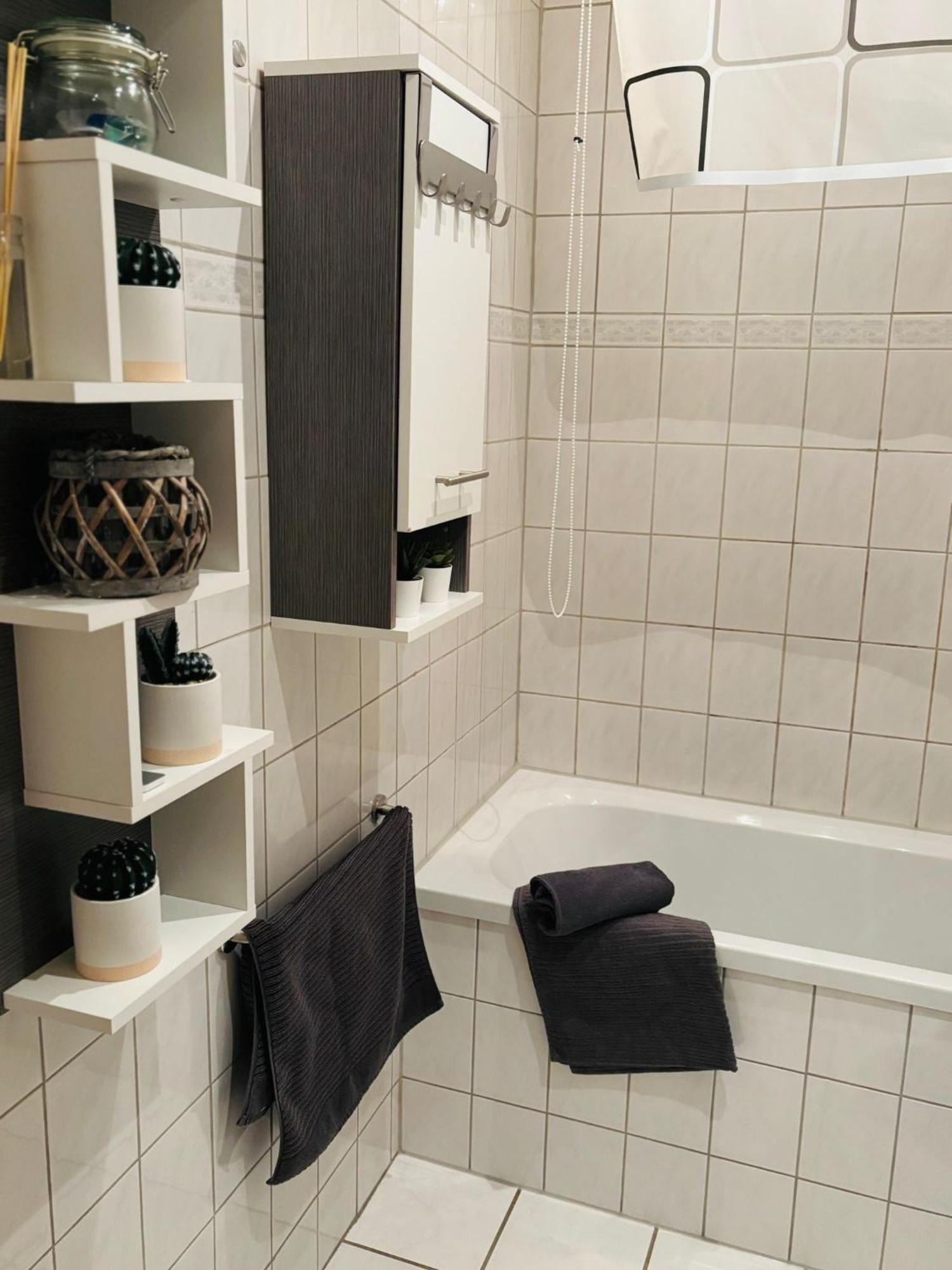 Schoene Ferienwohnung Ueber Den Daechern Von เพลาเอิน ภายนอก รูปภาพ
