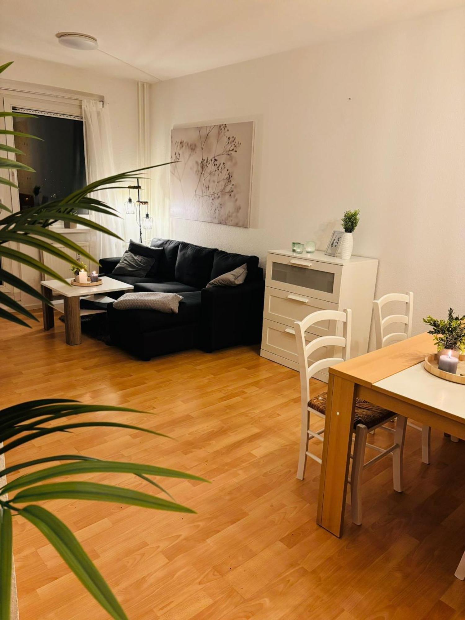 Schoene Ferienwohnung Ueber Den Daechern Von เพลาเอิน ภายนอก รูปภาพ